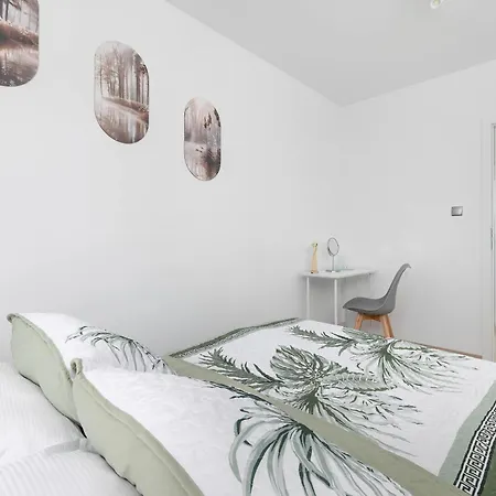 Apartmán Przytulny Z Parkingiem Szczyrkowska 114 By Heyrent